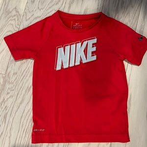 Toddler boy Nike dri fit tshirt 3T-4T